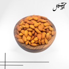 مغز بادام درشت