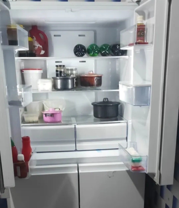 یخچال و فریزر سایدبای ساید 28فوت ایکس ویژن رنگبندی استیل و سفید به همراه بیمه کالا