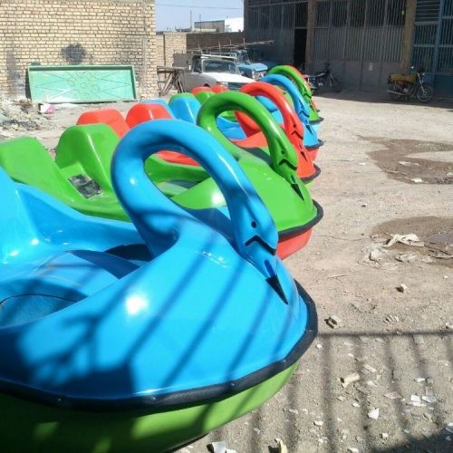 فروش انواع قایق تفریحی فایبرگلاس